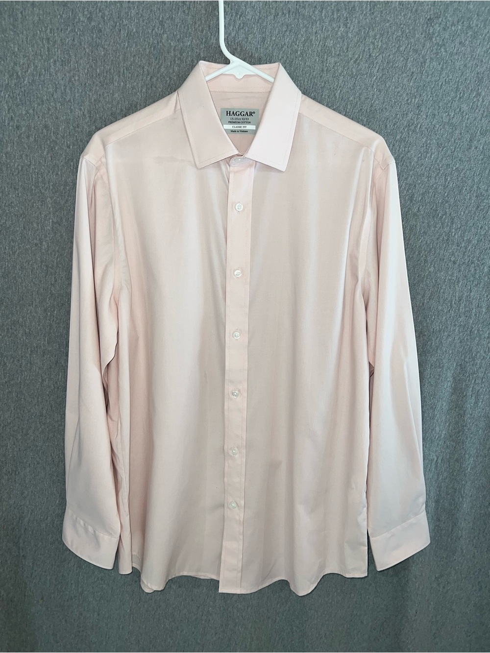 Haggar Men’s Light Pink Long-Sleeve Dress Shirt